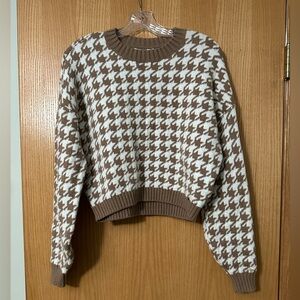 Hollister - Brown Knitted Sweater in Houndstooth Print